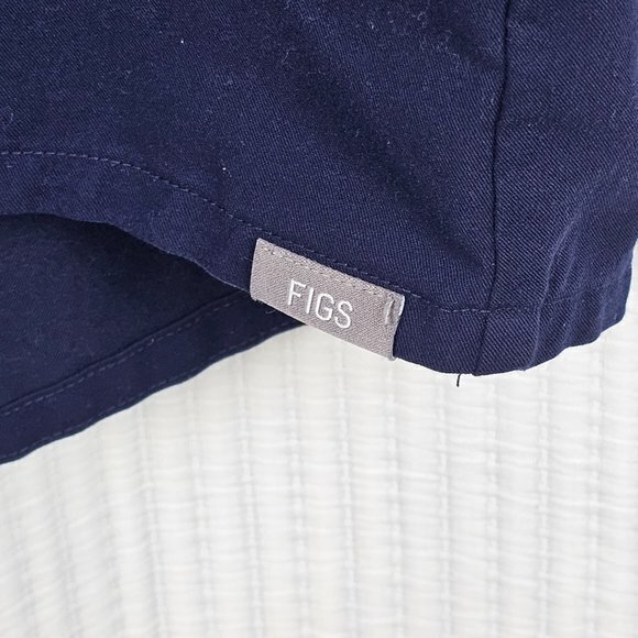 FIGS technical collection Navy‎ Blue Scrub Top See Desc. Measurements - Picture 5 of 8